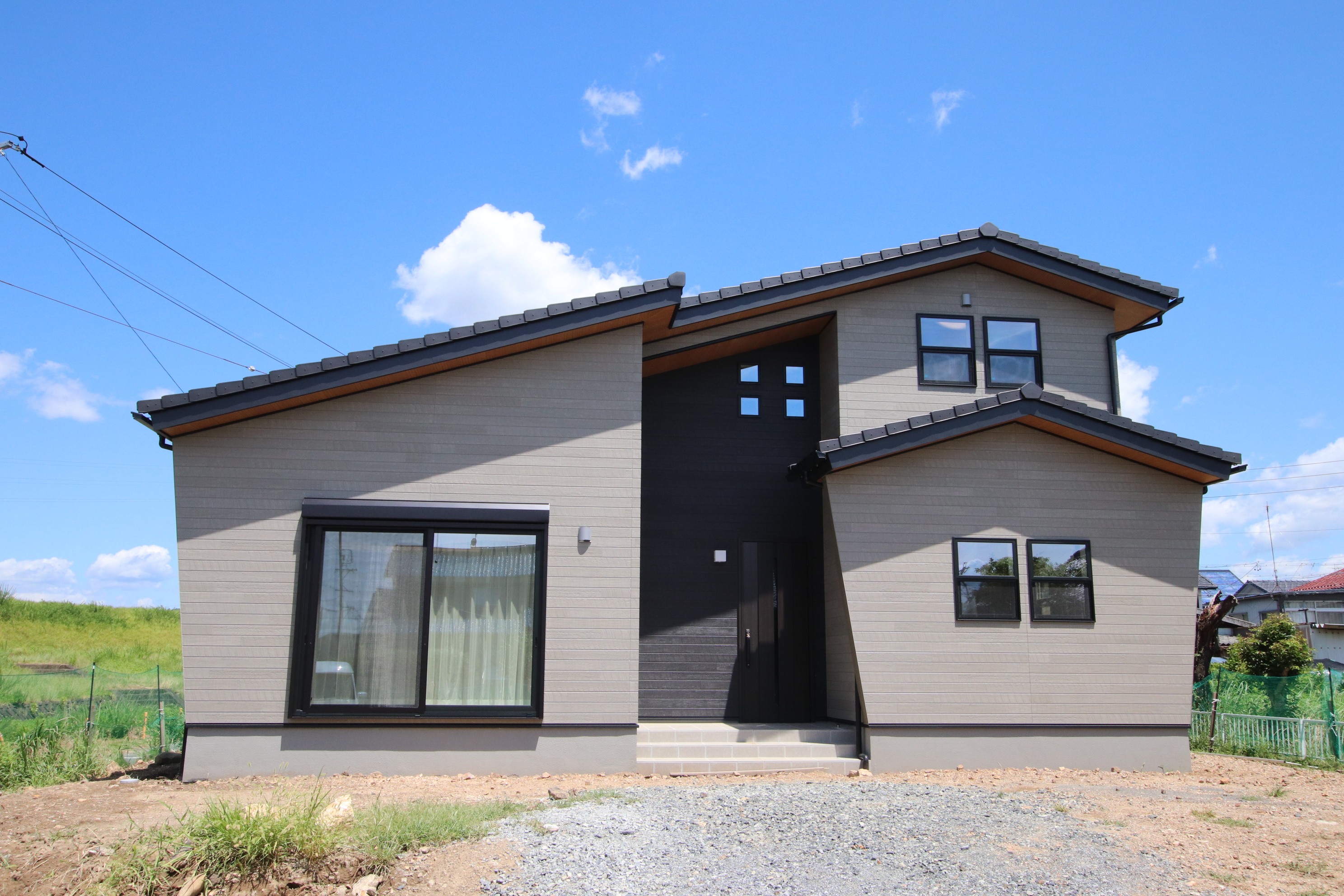 コスパも見た目も良い1.5階建て